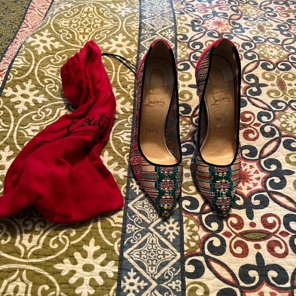 Christian Louboutin Heels 38 1/2 100mm worn 3-4 times - Picture 3 of 4